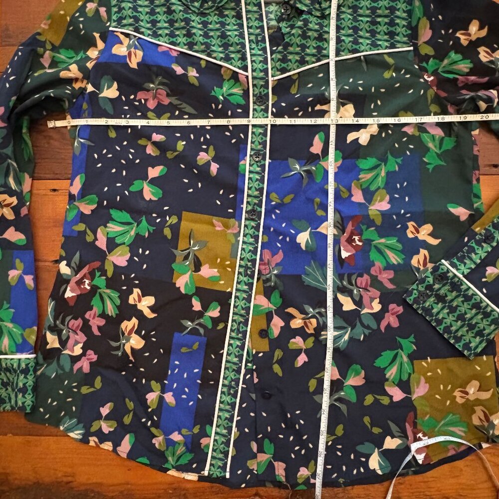 CAbi BUTTON DOWN MIXED PATTERNED FLORAL BUTTON DOWN BLOUSE; SIZE MED LIKE NEW!! - Picture 4 of 5